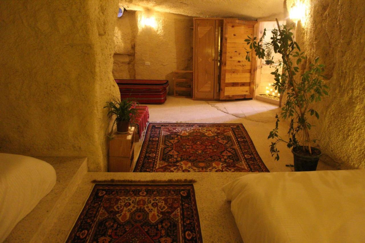 7 Caves Hotel Al Jayah Exterior photo