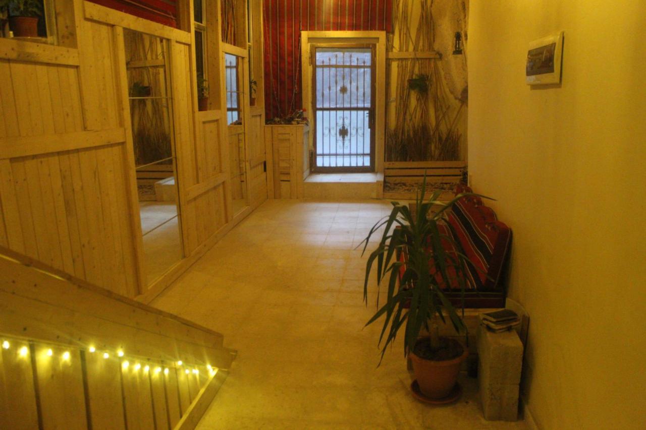 7 Caves Hotel Al Jayah Exterior photo