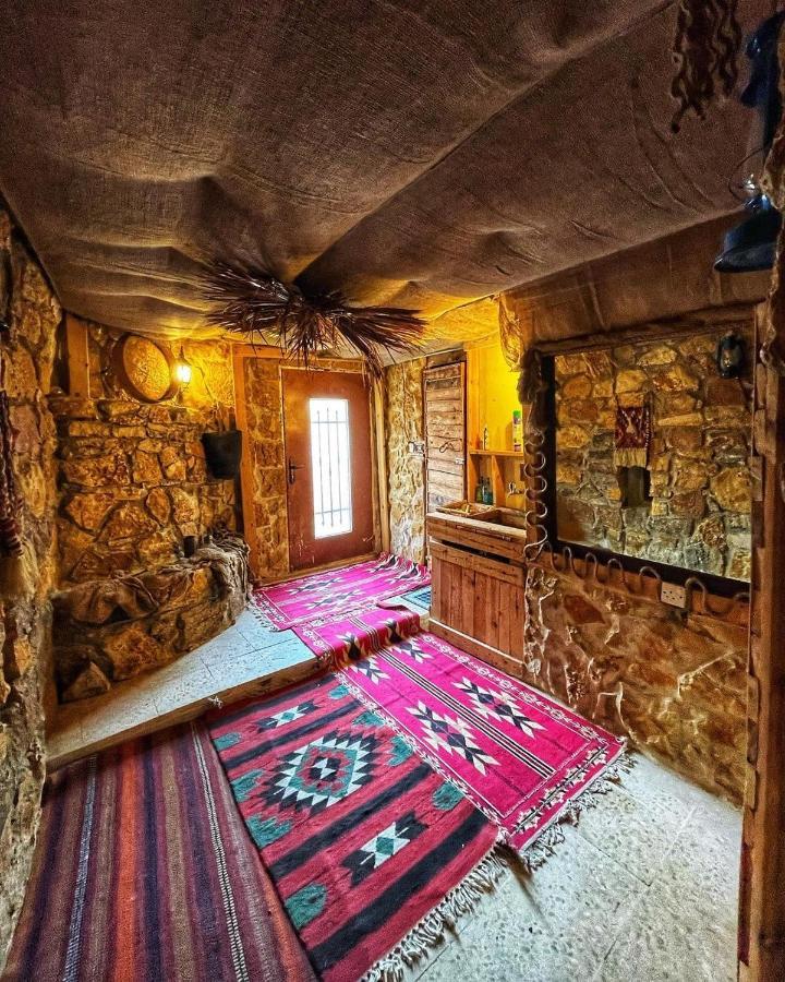 7 Caves Hotel Al Jayah Exterior photo