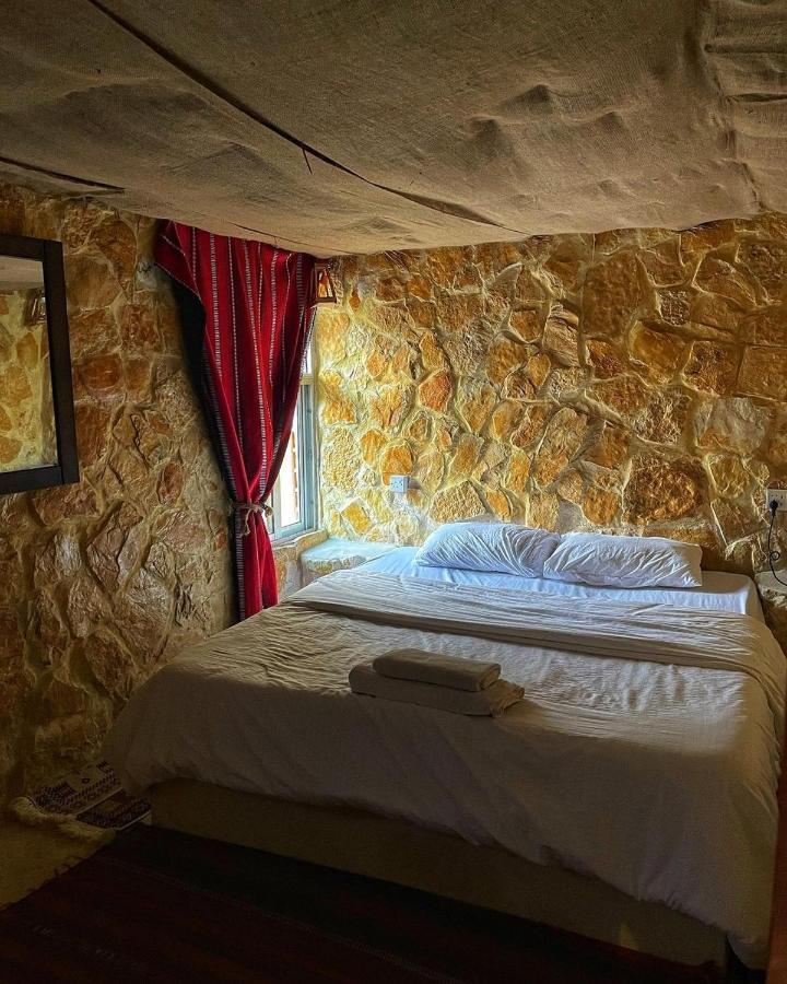 7 Caves Hotel Al Jayah Exterior photo